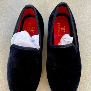 FERUCCI CHILDREN KIDS BLACK VELVET LOAFER SIZE LITTLE KIDS 1